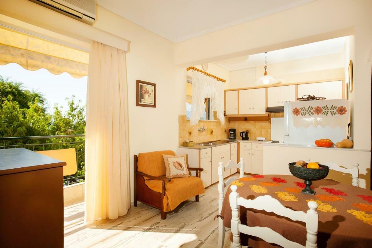 Filothei Apartments Mikrá Mandínia المظهر الخارجي الصورة